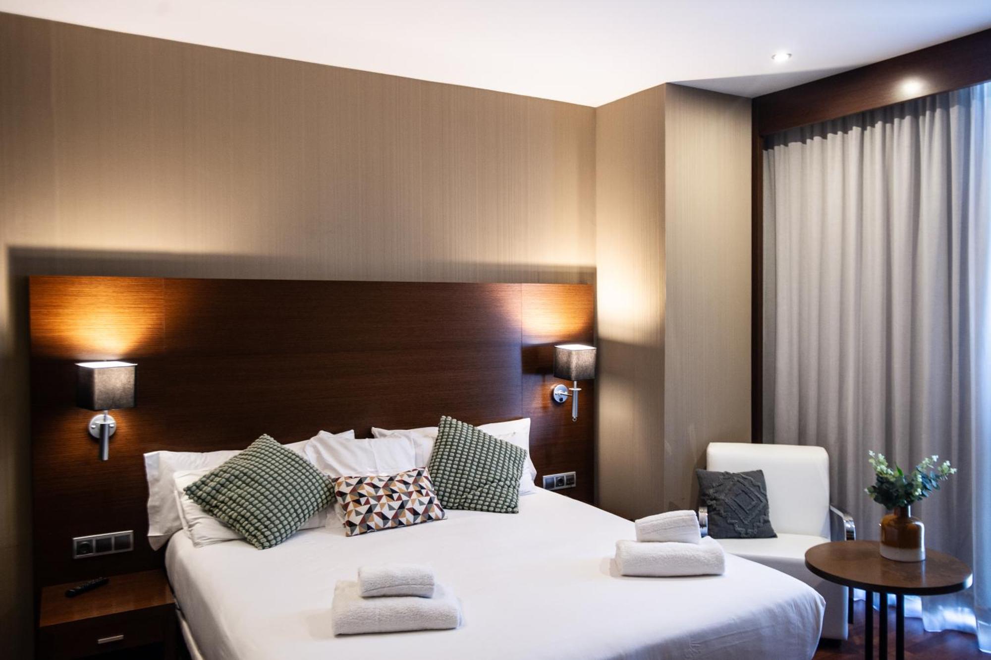 Azz Valencia Congress Hotel & Spa Paterna Dış mekan fotoğraf