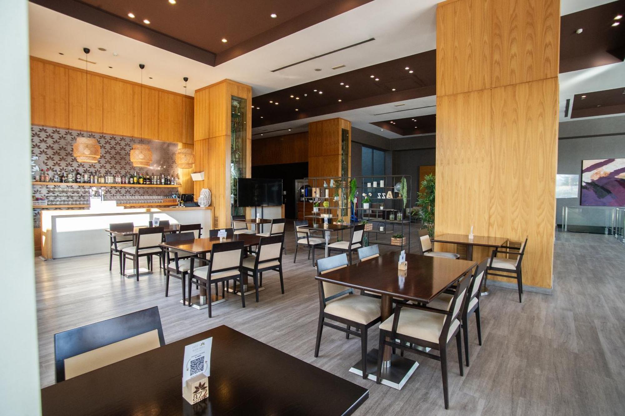 Azz Valencia Congress Hotel & Spa Paterna Dış mekan fotoğraf