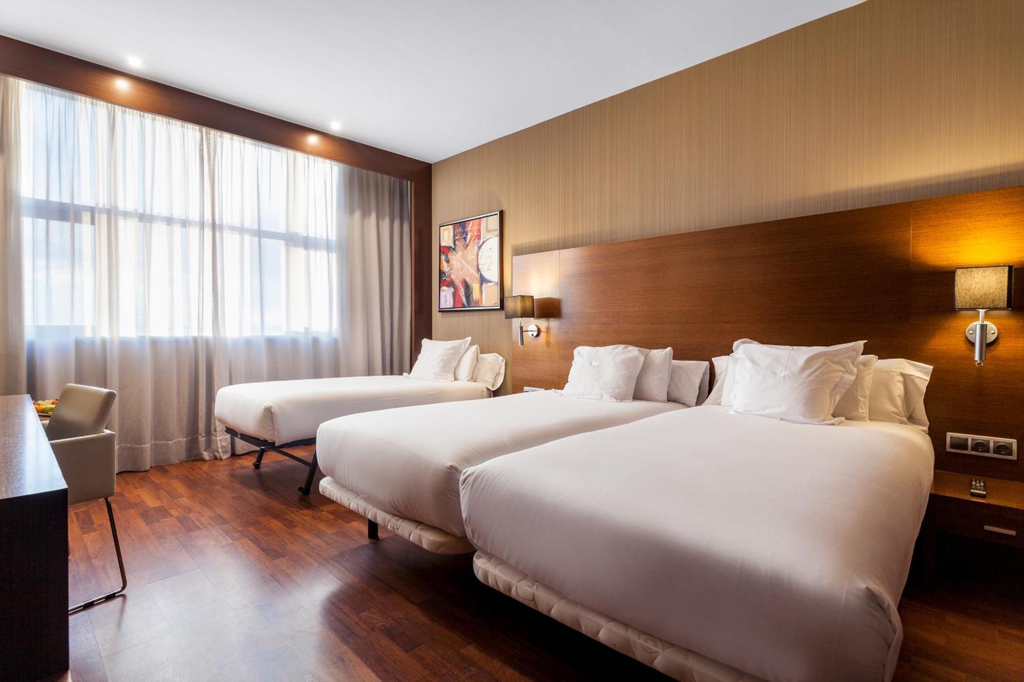 Azz Valencia Congress Hotel & Spa Paterna Dış mekan fotoğraf
