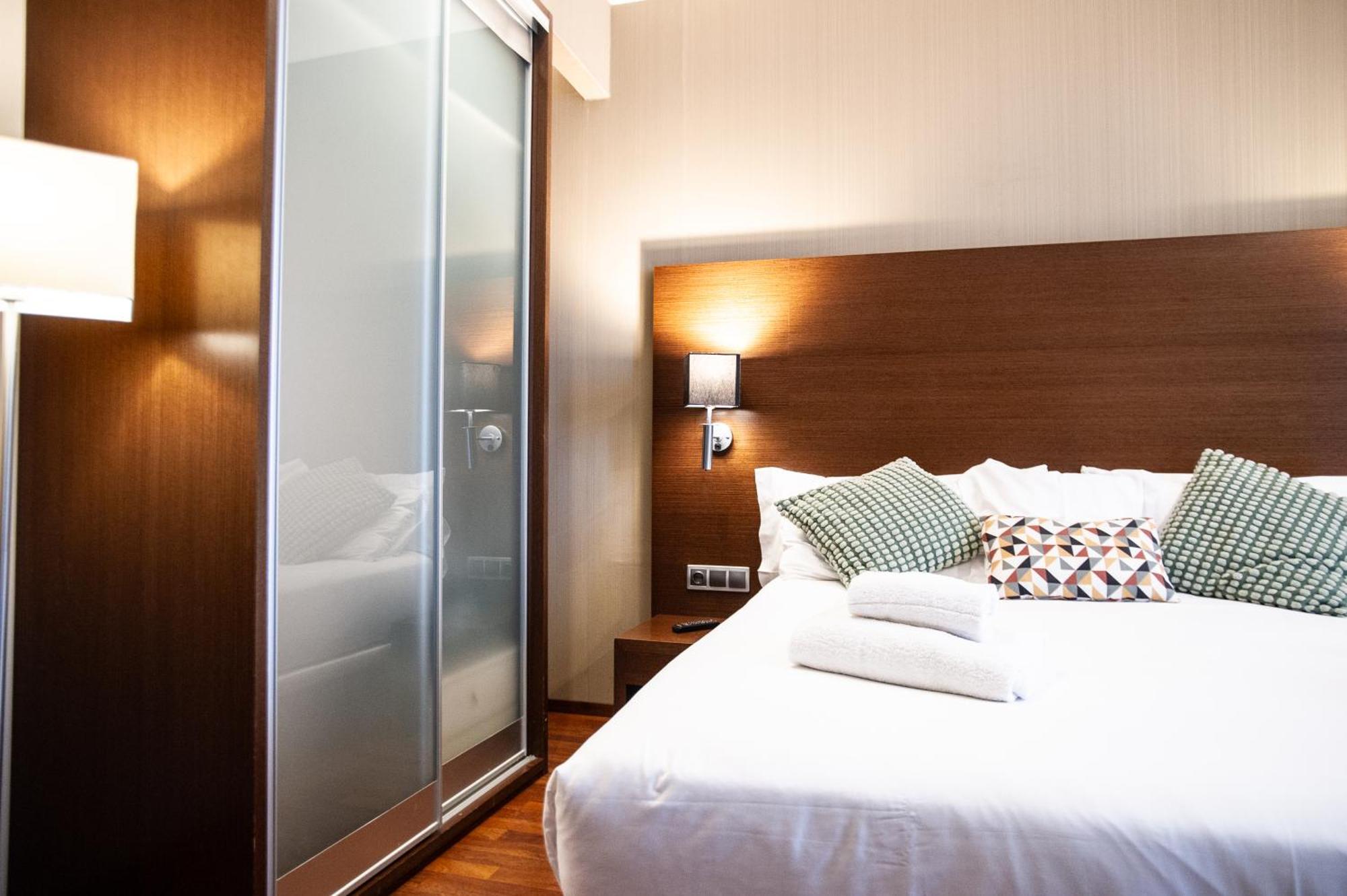Azz Valencia Congress Hotel & Spa Paterna Dış mekan fotoğraf