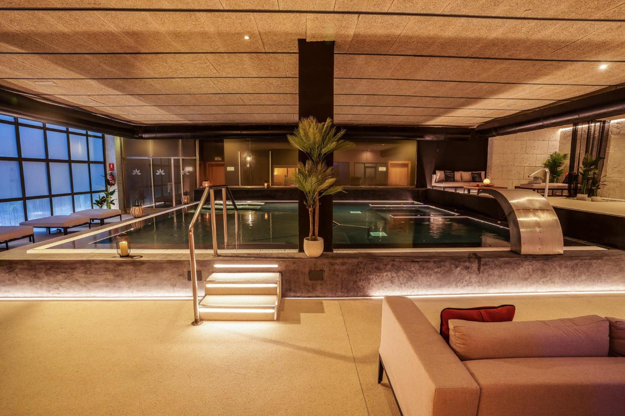 Azz Valencia Congress Hotel & Spa Paterna Dış mekan fotoğraf