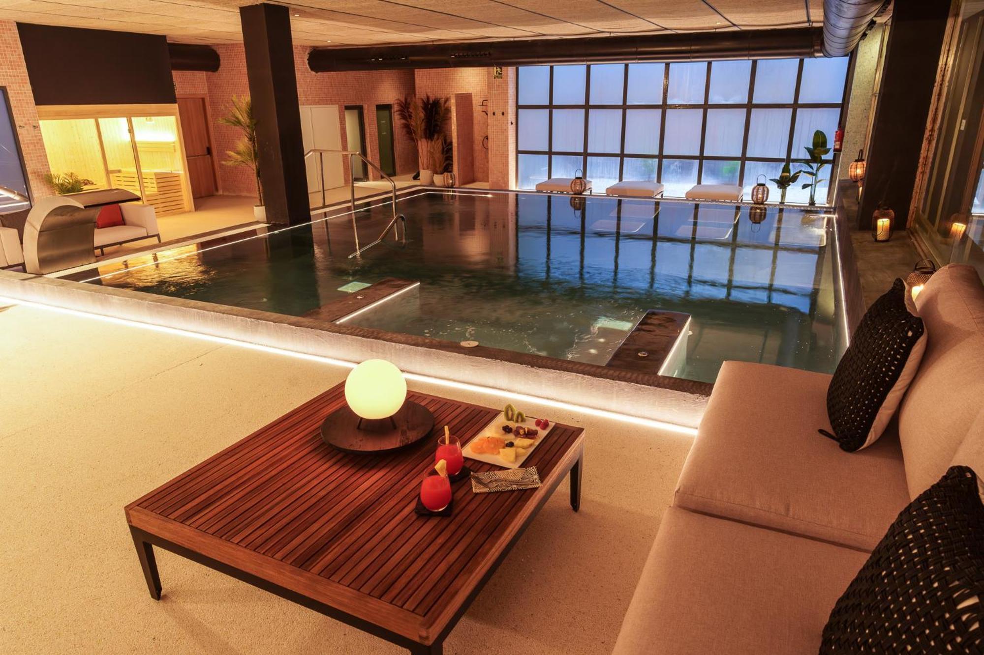 Azz Valencia Congress Hotel & Spa Paterna Dış mekan fotoğraf